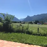Дом отдыха Veronika Mit 2000qm Garten Und Bergblick