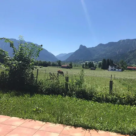 펜션 Veronika Mit 2000qm Garten Und Bergblick