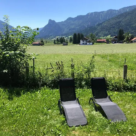 Veronika Mit 2000qm Garten Und Bergblick * 오버암머가우