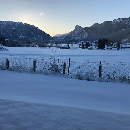 Ferienhaus Veronika Mit 2000qm Garten Und Bergblick Unterammergau